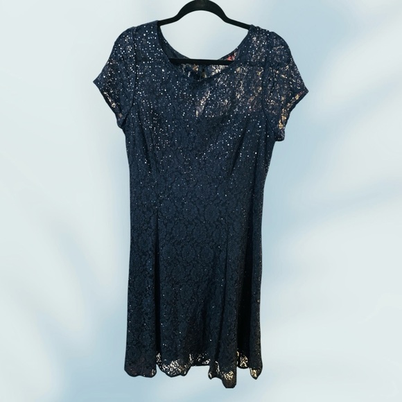 SLNY Navy Sequin Fit & Flare Dress Size 12P NWT - Picture 12 of 13